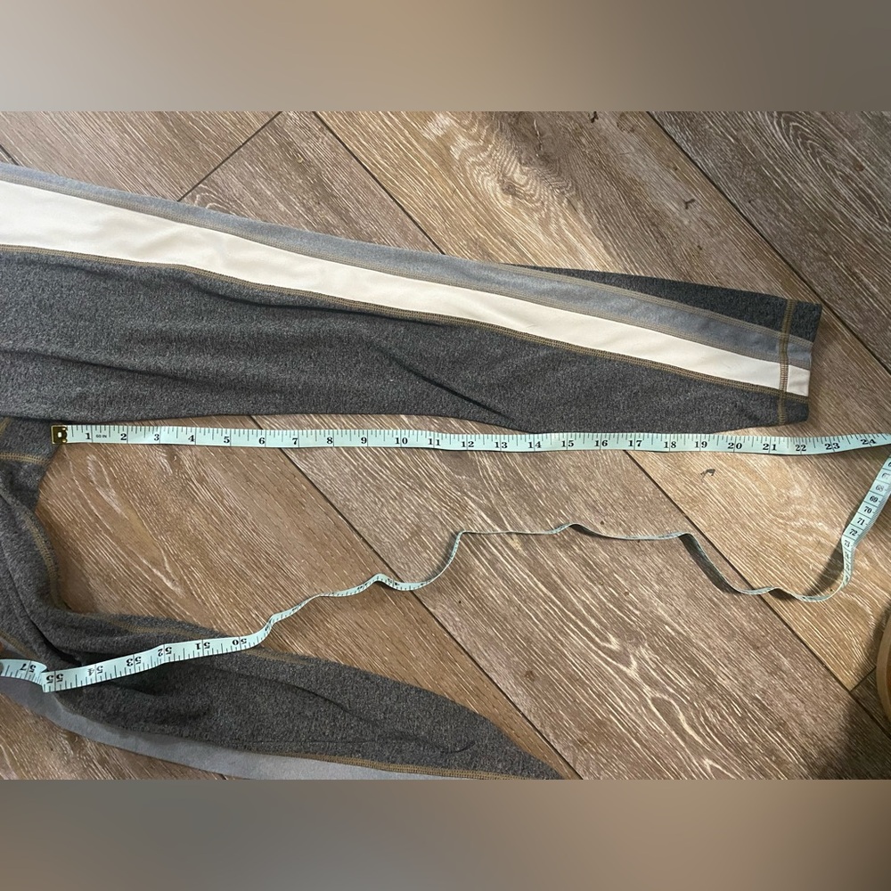 Athleta High-Rise Colorblock Leggings - Grey/White | XS - Picture 8 of 9